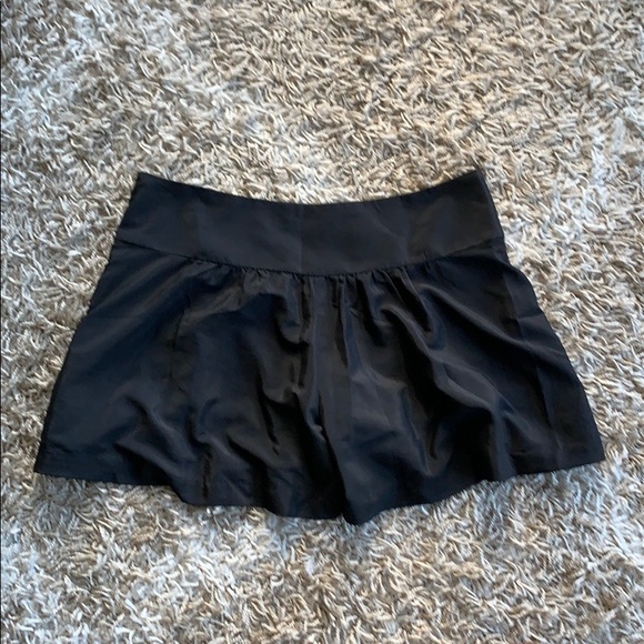 BCBG dress shorts - flowy with pockets! As 6! - Picture 5 of 6